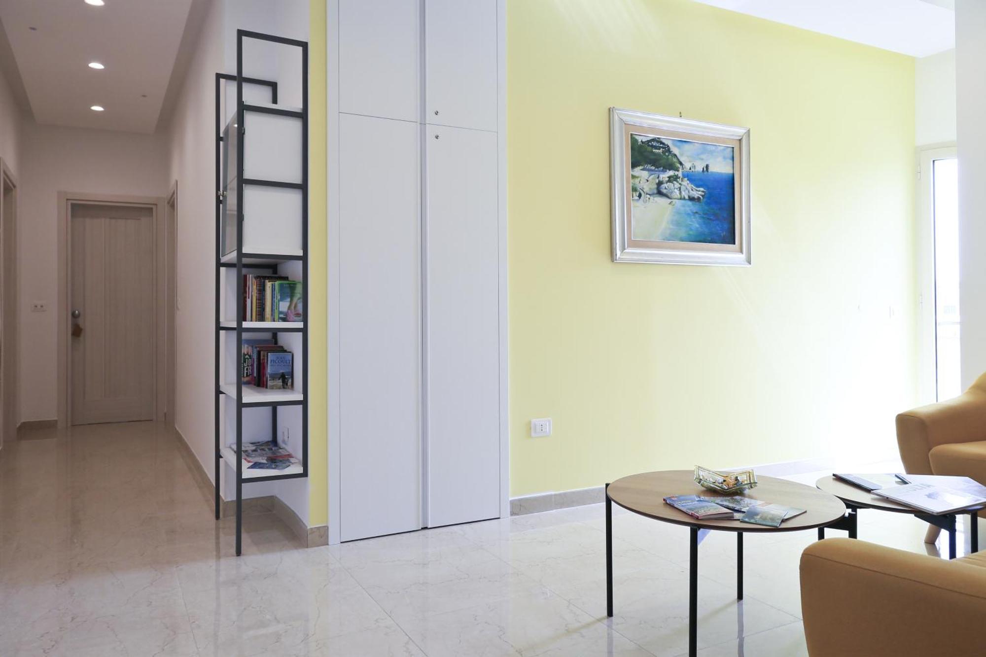Villa Del Gaudio Rooms & Apartments Castellammare di Stabia Exterior photo