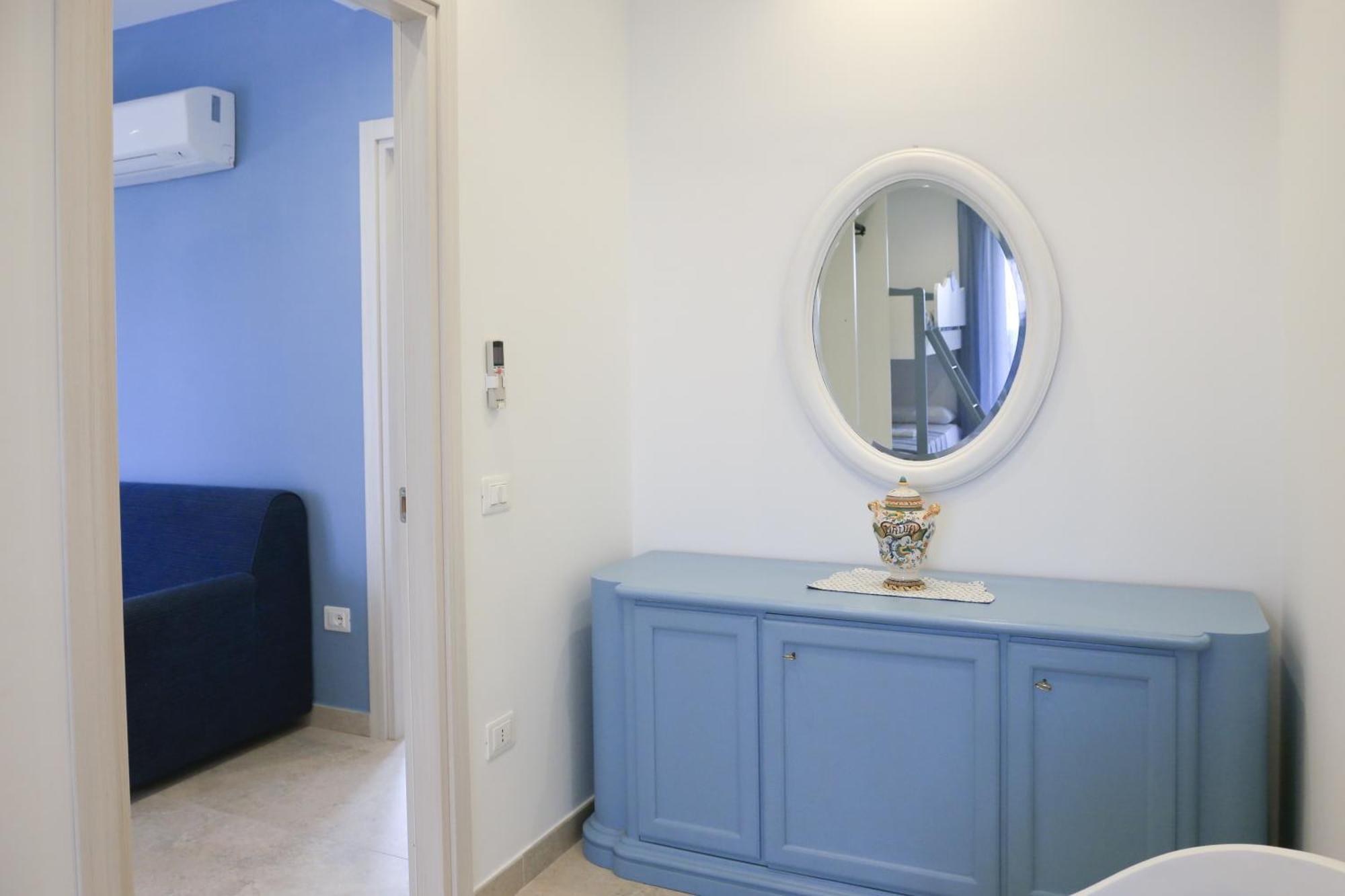 Villa Del Gaudio Rooms & Apartments Castellammare di Stabia Exterior photo