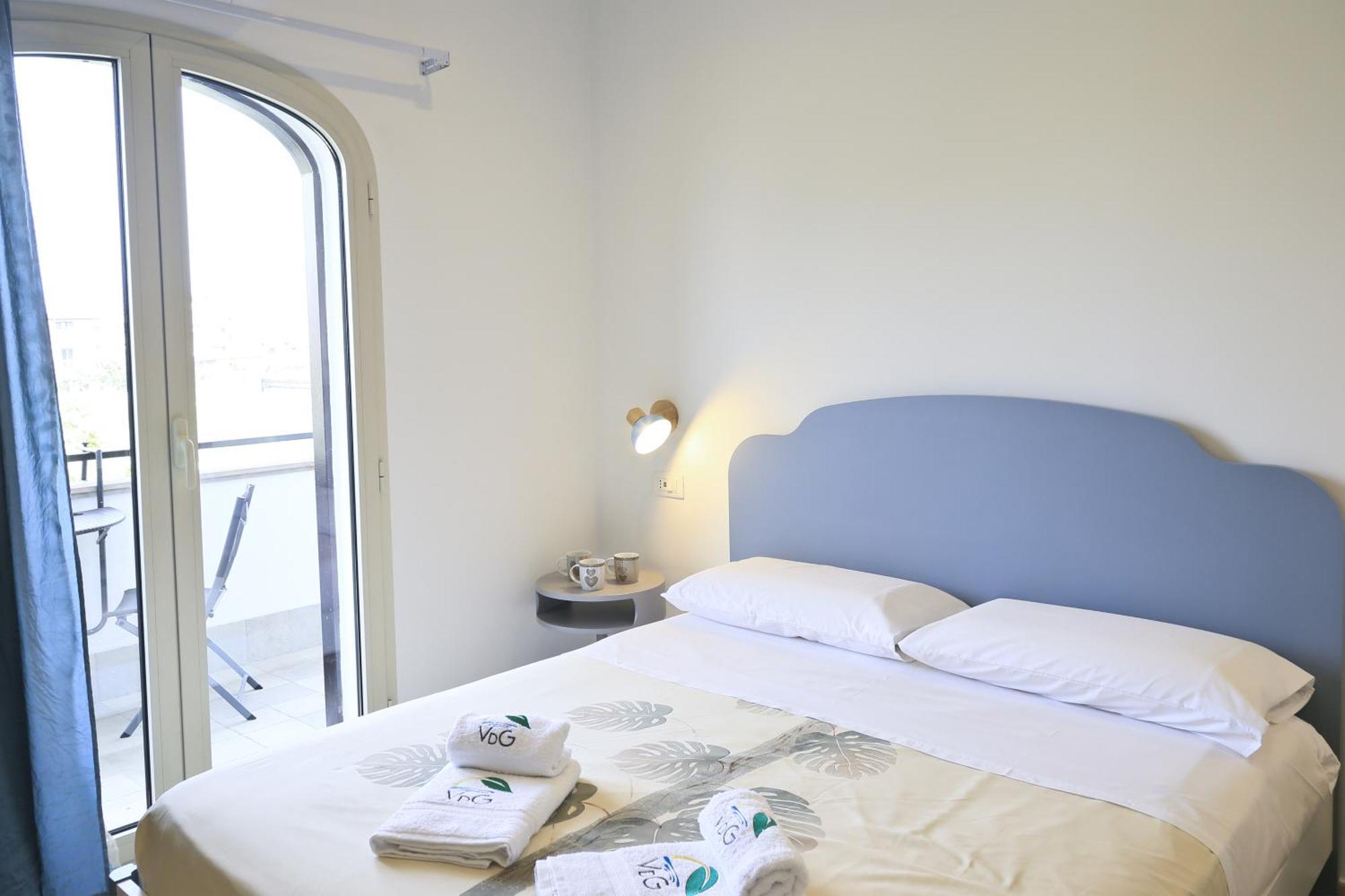 Villa Del Gaudio Rooms & Apartments Castellammare di Stabia Exterior photo